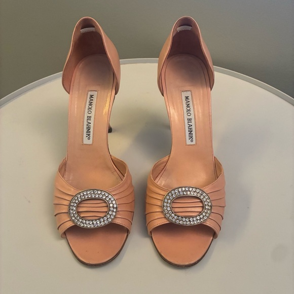 Manolo Blahnik Coral Pink Sedaraby Heels - Picture 1 of 11